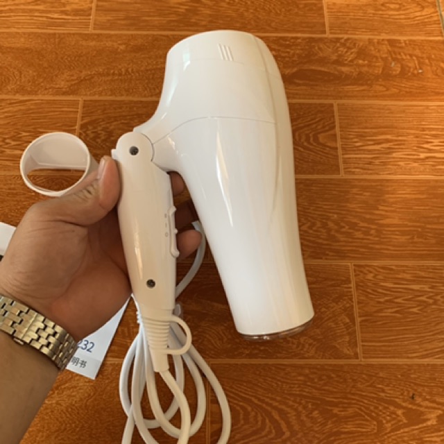 Máy sấy tóc gia đình công suất lớn Flyco FH-6232, 2000W