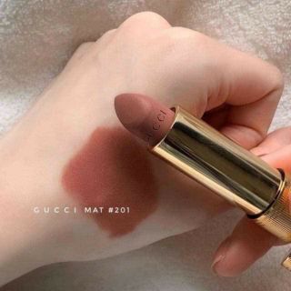 Son Gucci 201 màu hồng cam đất