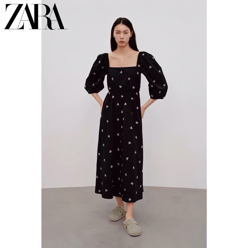 Đầm maxi Zara new best seller 2021 màu đen cổ vuông thêu hoa