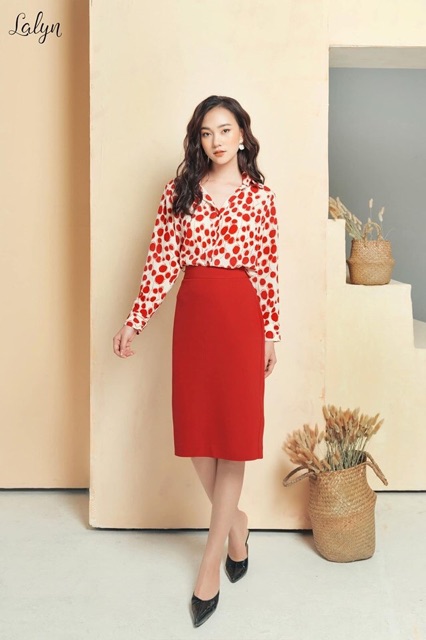 [Mã FASHIONMALLT4 giảm 15% đơn 150k] Chân váy bút chì nhiều màu Hoa Việt | BigBuy360 - bigbuy360.vn