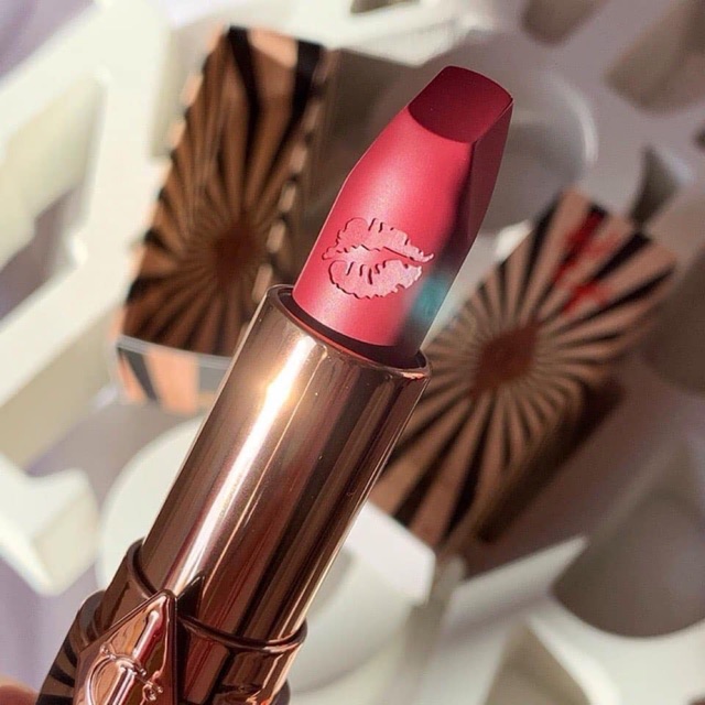 Son lì chartlotte tibury amazing amal