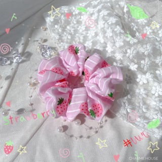 DÂY CỘT TÓC SCRUNCHIES DÂU TÂY KẺ