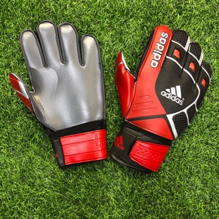 Găng tay thủ môn Adidas