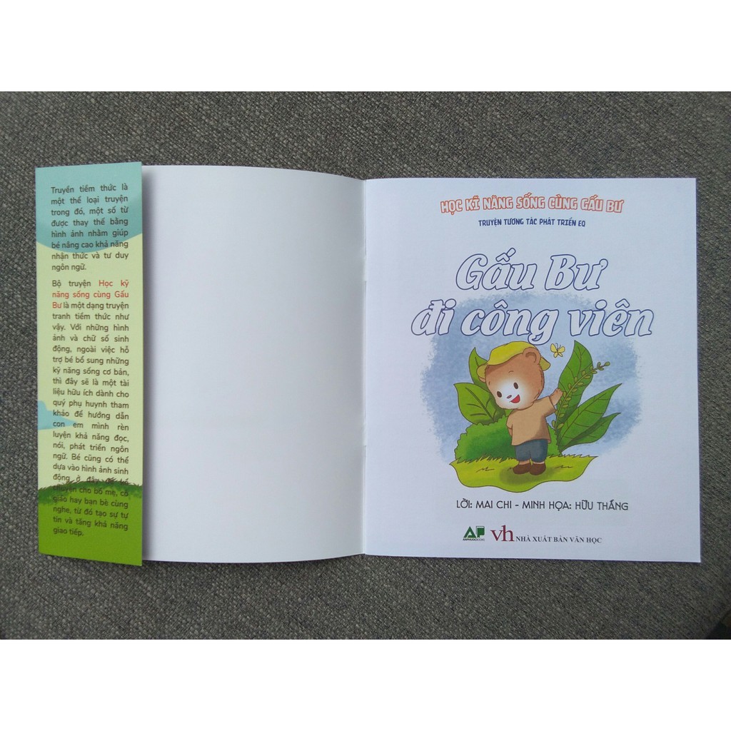 Sách- Gấu Bư Đi Công Viên - Học Kĩ Năng Sống Cùng Gấu Bự - Truyện Tương Tác Phát Triển EQ (Dành Cho Trẻ Từ 3-9 Tuổi)