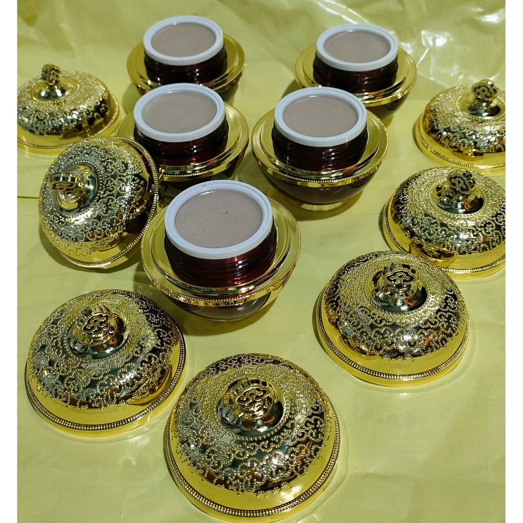 Kem đen 68 vị Sâm Nhung tái tạo vương miệng hộp đỏ 30gr