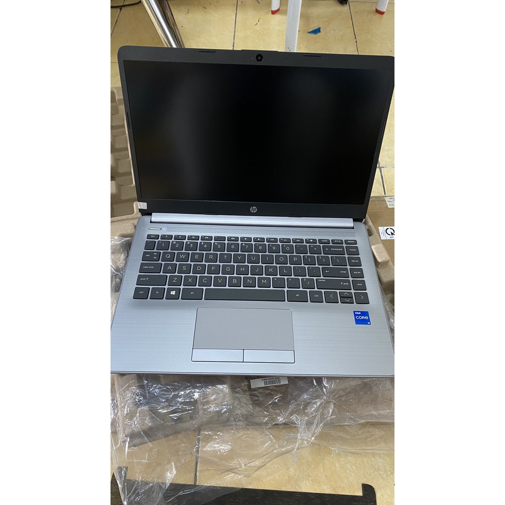 Laptop HP 240 G8 i5 1135G7/8GB/512GB/Win10 (3D3H7PA) | BigBuy360 - bigbuy360.vn