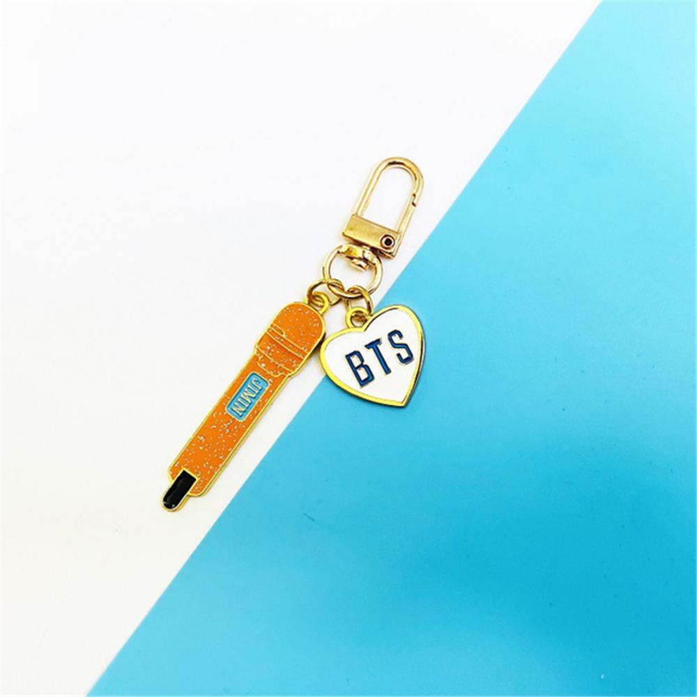 Móc Chìa Khóa / Móc Khóa / Micro Phong Cách Nhóm Nhạc Kpop Bangtan Boys Giá Đỡ