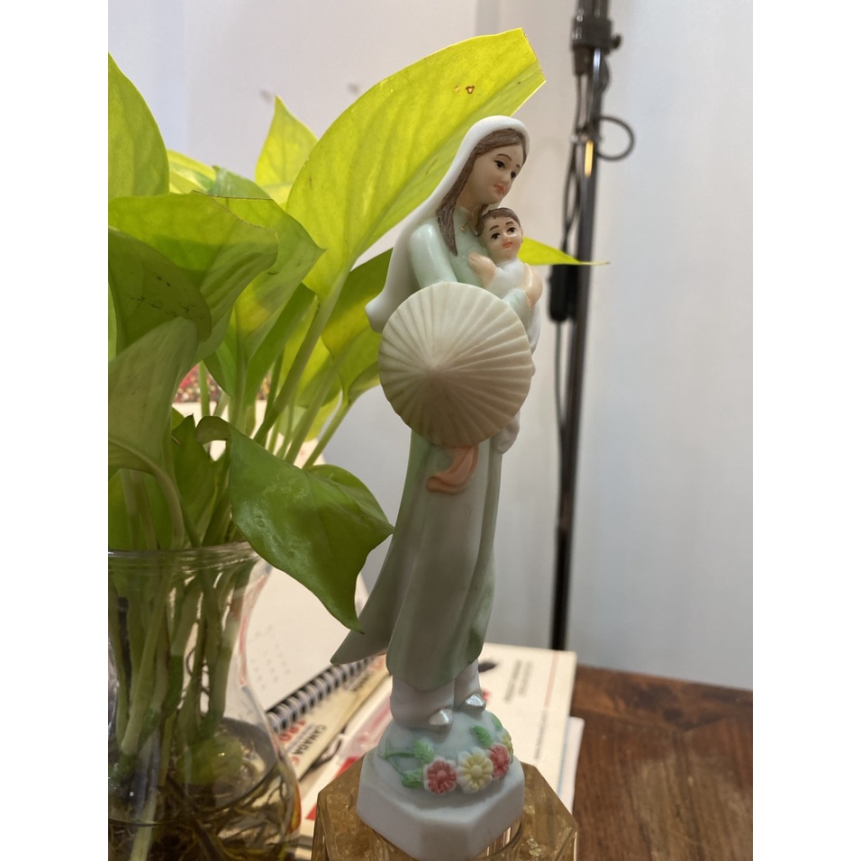 412. Mẹ nón lá gốm sứ 17cm