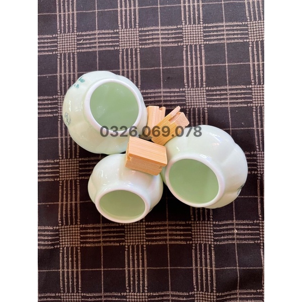 Cóng sứ chào mào