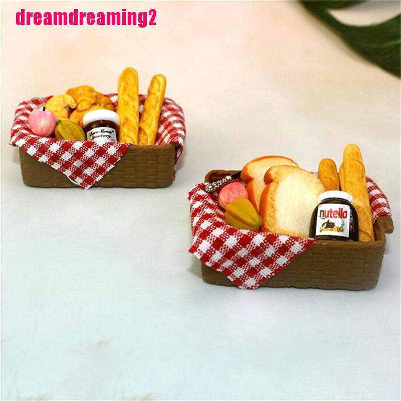 Giỏ đựng bánh mì nhỏ nhắn tỉ lệ 1: 12 trang trí nhà búp bê