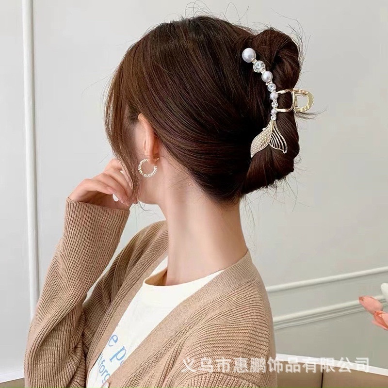 KẸP TÓC ĐÍNH ĐÁ