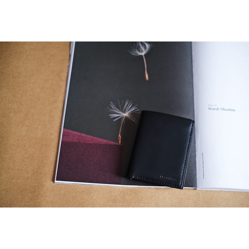 Ví Da Leonardo Mars