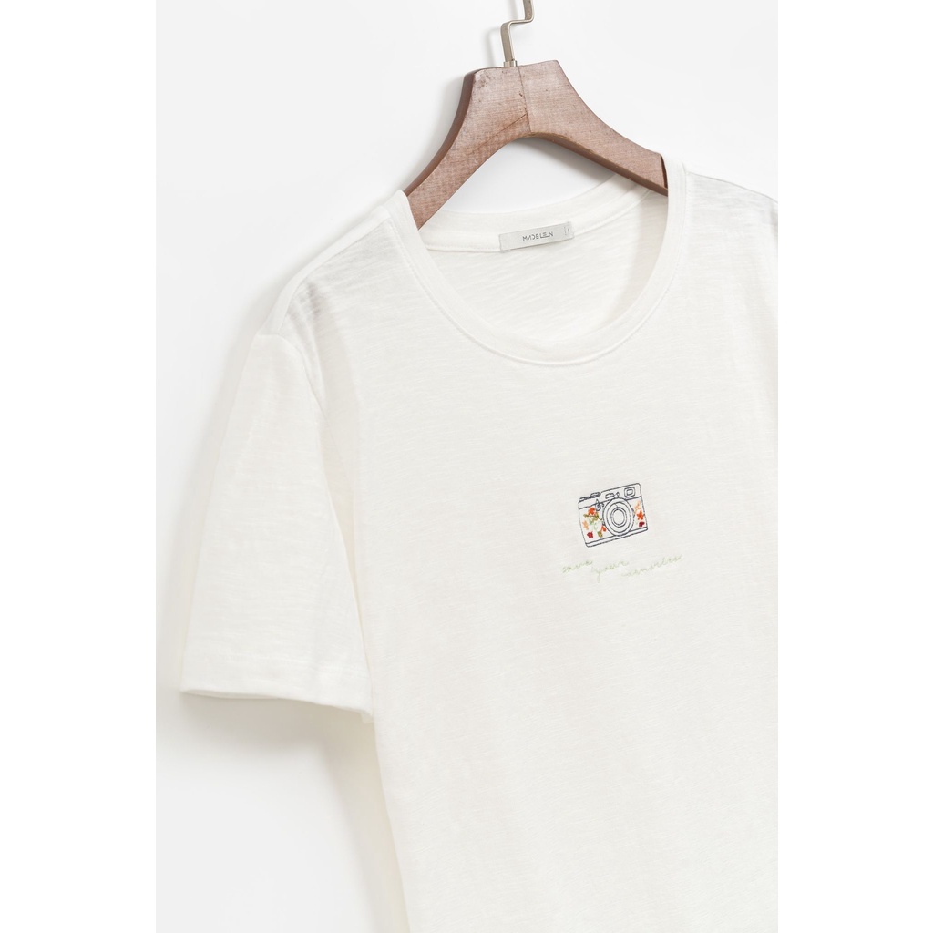 Áo thun trắng nữ MADELEN thêu flower | BigBuy360 - bigbuy360.vn