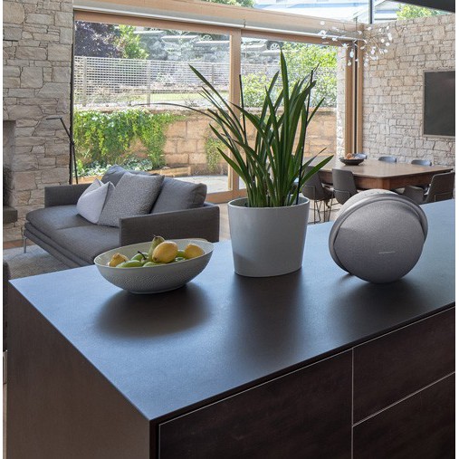 Loa Bluetooth Harman Kardon Onyx Studio 7 - Hàng Chính Hãng