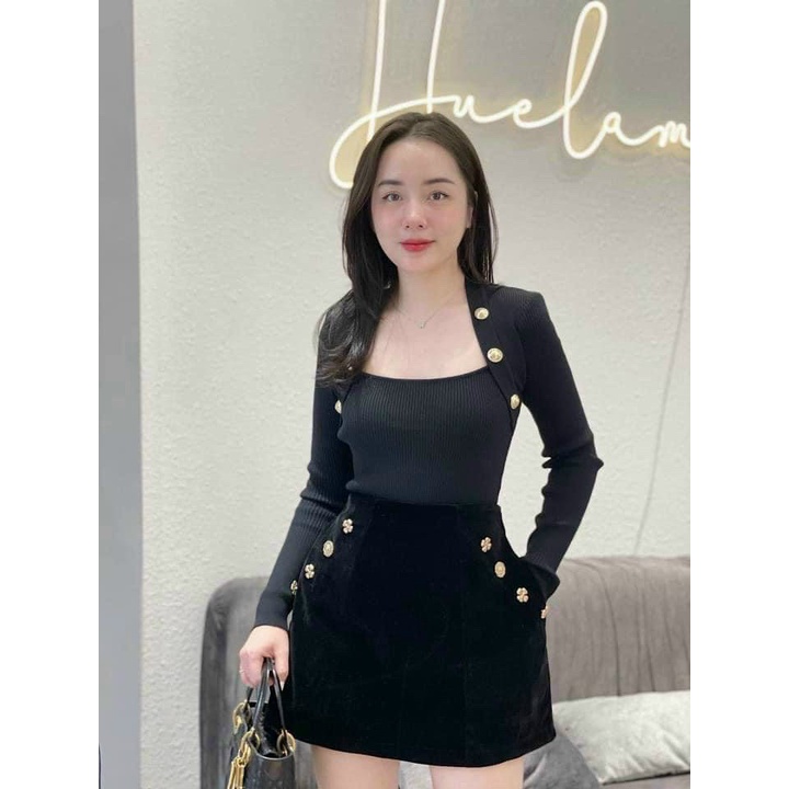 Áo kiểu cổ vuông tay dài đính nút viền cổ cực hot , chất thun gân dày dặn