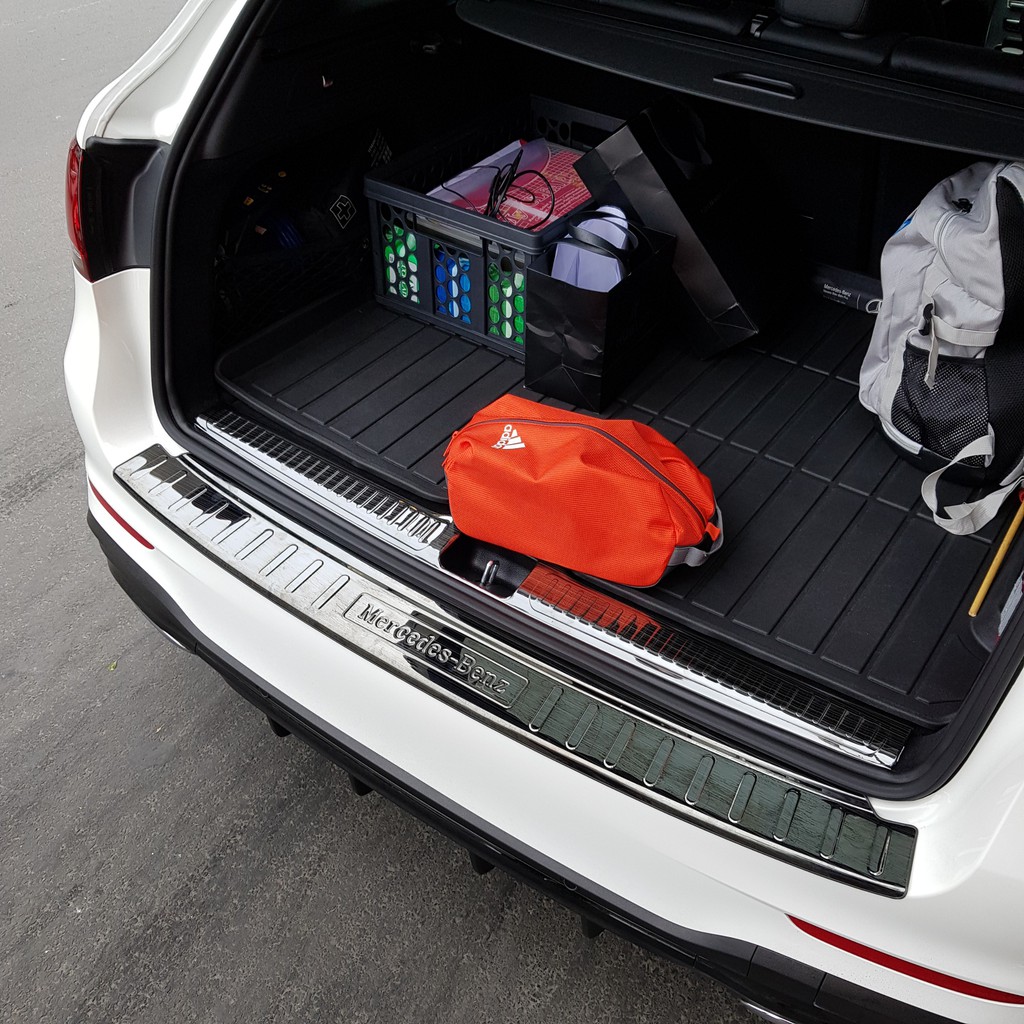 Ốp chống trầy cốp Mercedes GLC (GLC200, GLC250, GLC300) - Mẫu Titan