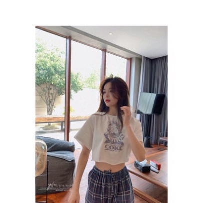 ÁO THUN TAY LỠ CROPTOP FORM RỘNG CÁ TÍNH | BigBuy360 - bigbuy360.vn