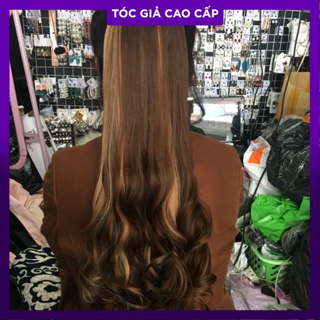 Tóc cột line bạch kim hình xoăn đui ngựa