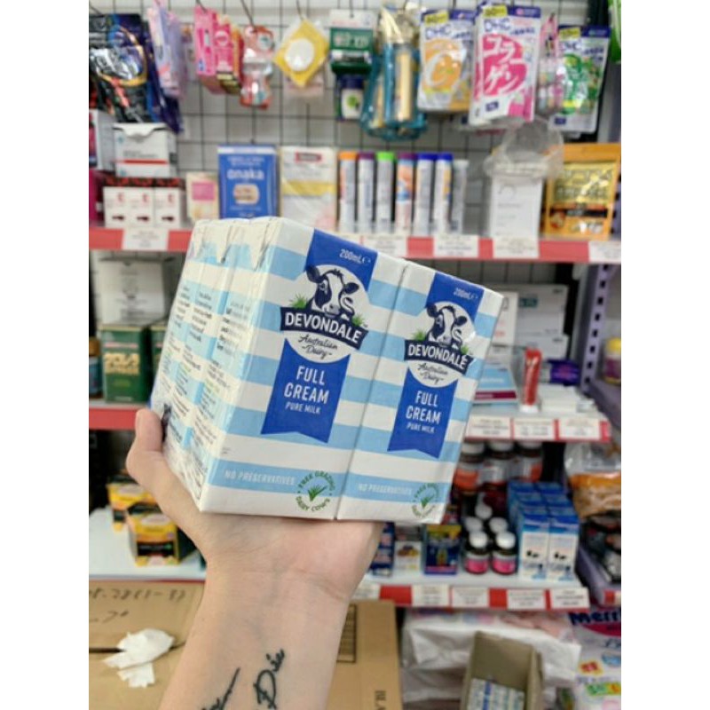 Lẻ 1 hộp Sữa tươi Devondale nguyên kem / dâu /socola nội địa Úc