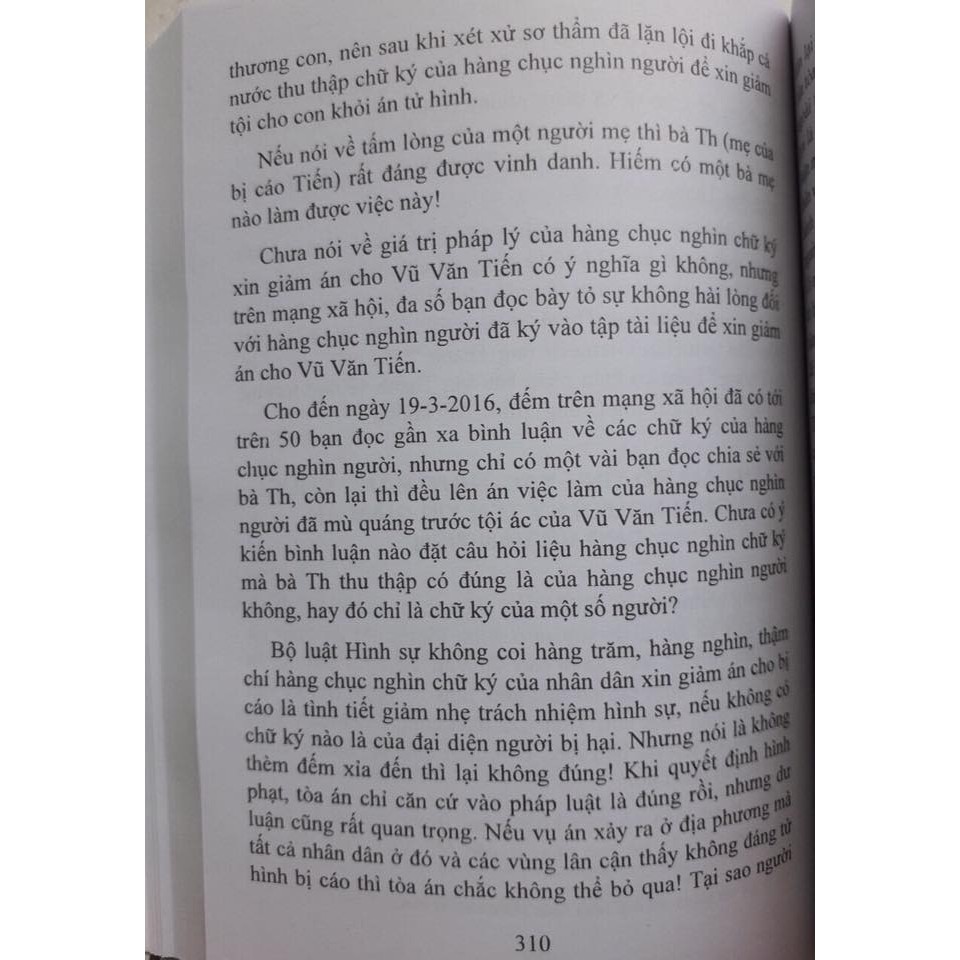 Sách - Chuyện pháp đình