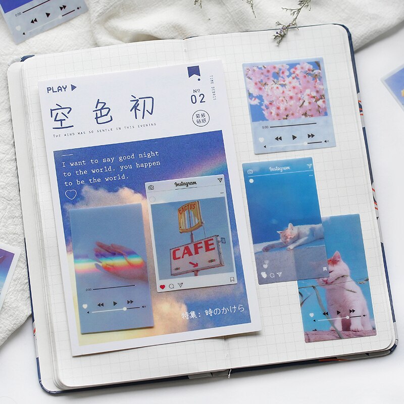 Set 40 miếng dán hình bầu trời trang trí đa năng