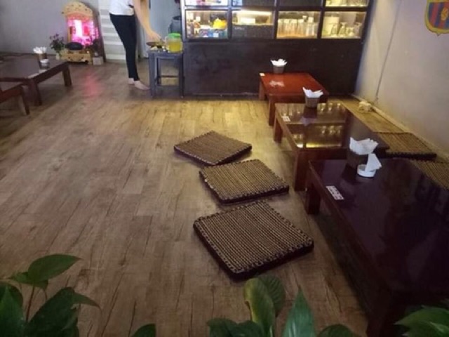 Miếng dán sàn nhà PVC giả gỗ kèm video thực tế | BigBuy360 - bigbuy360.vn