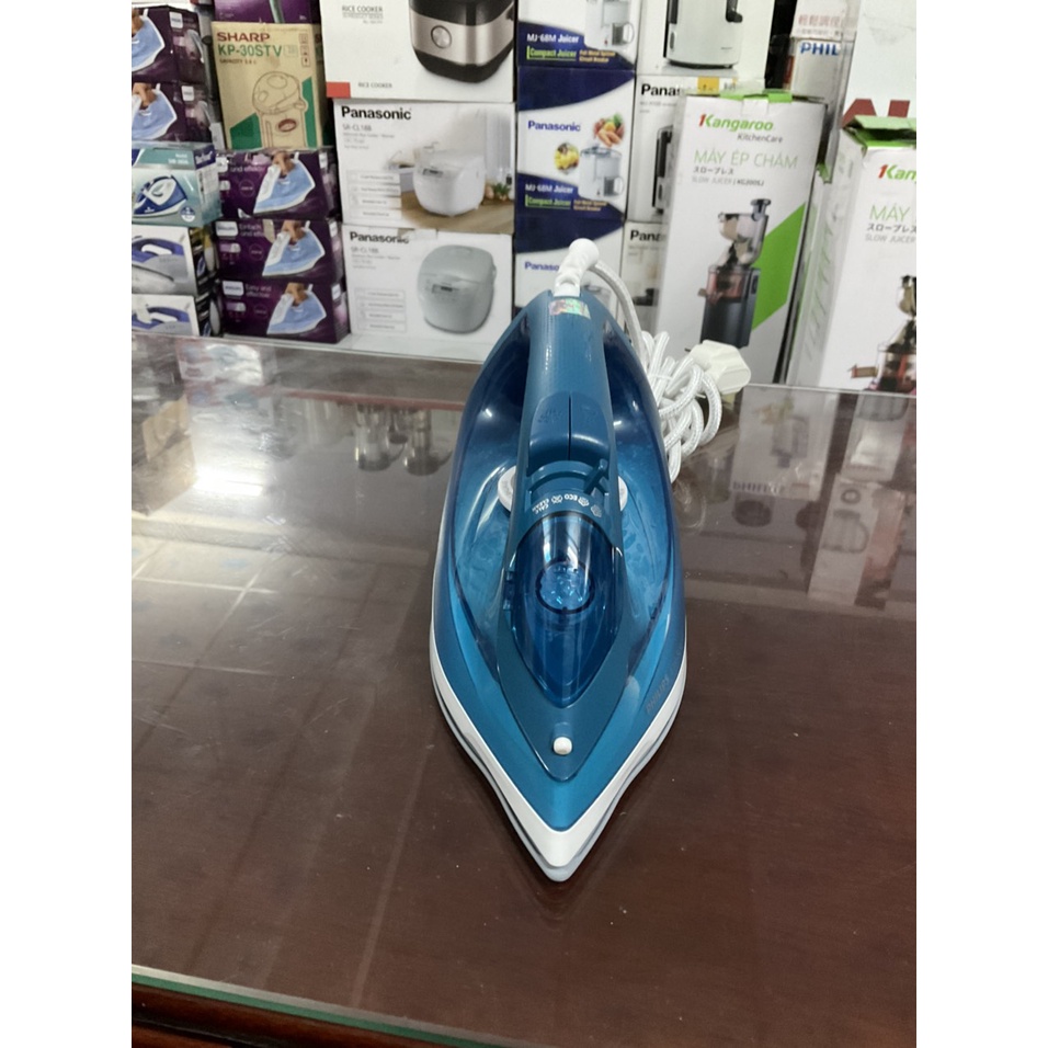 Bàn ủi hơi nước Philips GC1756 - Hàng trưng bày
