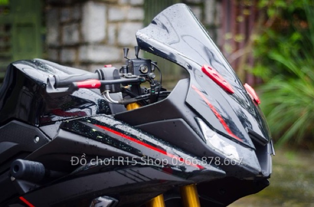 Kính chắn gió R15 v3 , R15v3 Thailand puig