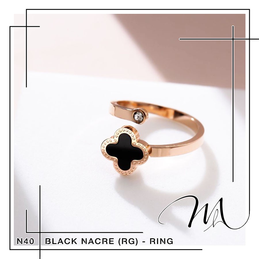 Nhẫn nữ hở Titan không gỉ freesize hình hoa 4 cánh xà cừ đen độc đáo - Măng’s House N40