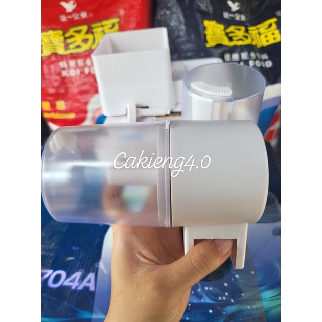 Máy cho cá ăn tự động hẹn giờ SOBO DA-08 cho cá