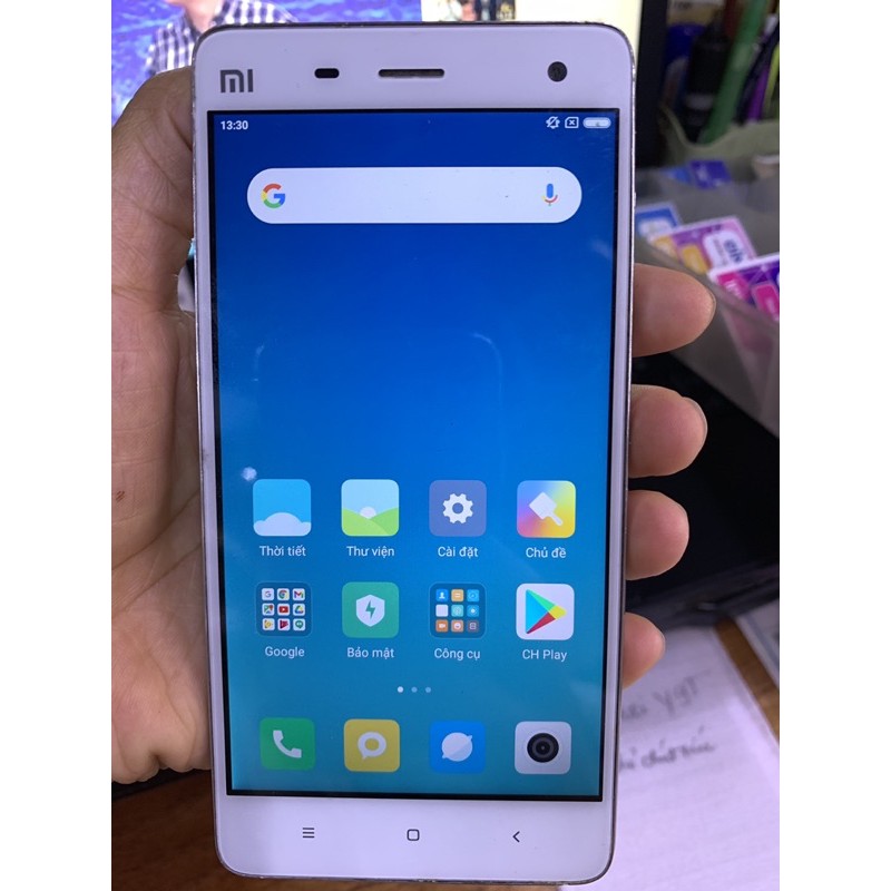 Điện Thoại MI 4C . màu trắng, ram 3GB .