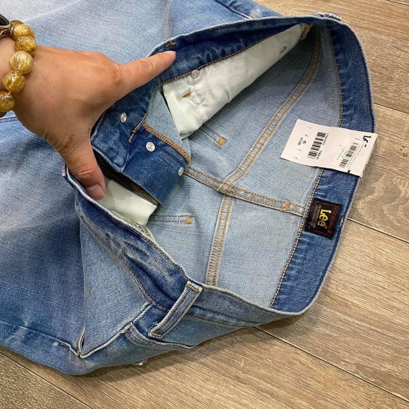 Jeans Lee xanh nhạt