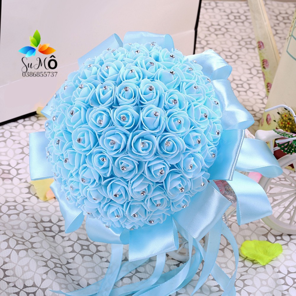 Hoa cầm tay cô dâu