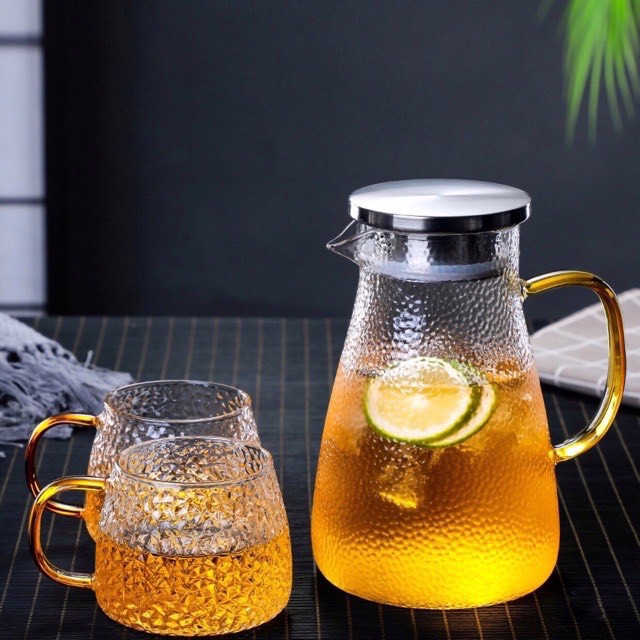 Bình nước 6 cốc thủy tinh vân nhám quai vàng kèm khay gỗ