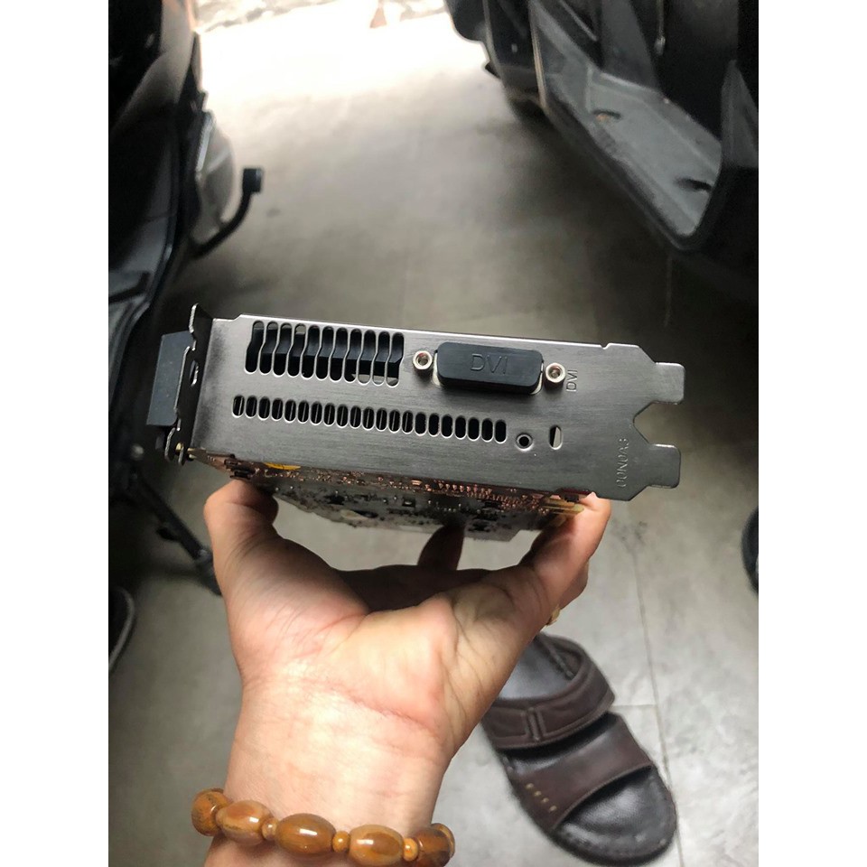 Vga Powercolor RX 570 4g còn bh tháng 7/2021