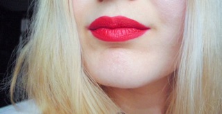 Son không trôi Manhattan Lips2last