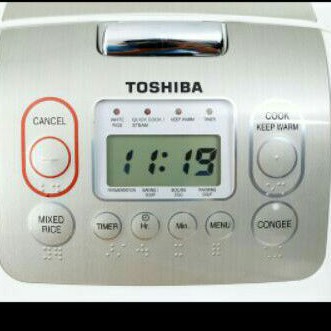 Nồi cơm điện tử Toshiba 1.8 lít RC-18NMFVN(WT) hàng trưng bày 90% | BigBuy360 - bigbuy360.vn