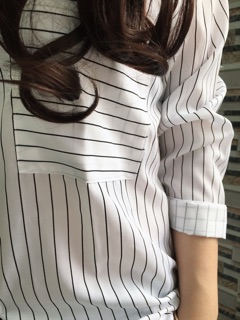 Áo Sơ mi oversize sọc trắng/đen