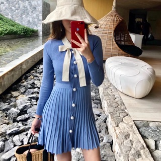 Váy len montoghi cổ nơ