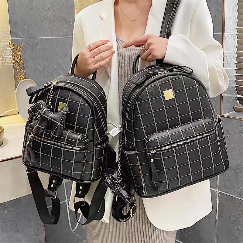 Balo Hoạ Tiết Kẻ Ô Kèm Móc Khoá Siêu Xinh