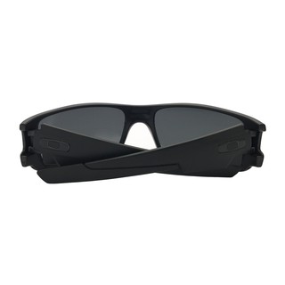 Kính mát tròng phân cực Oakley cho nam