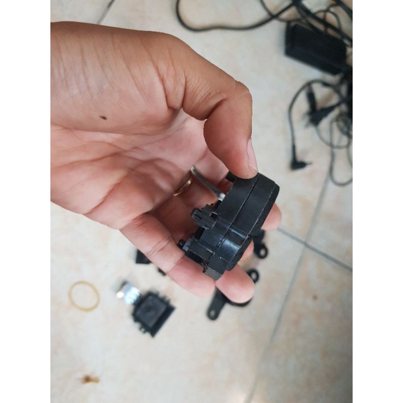 Loa toàn dải tròn 4.5cm rã máy đẹp 90% hát tốt
