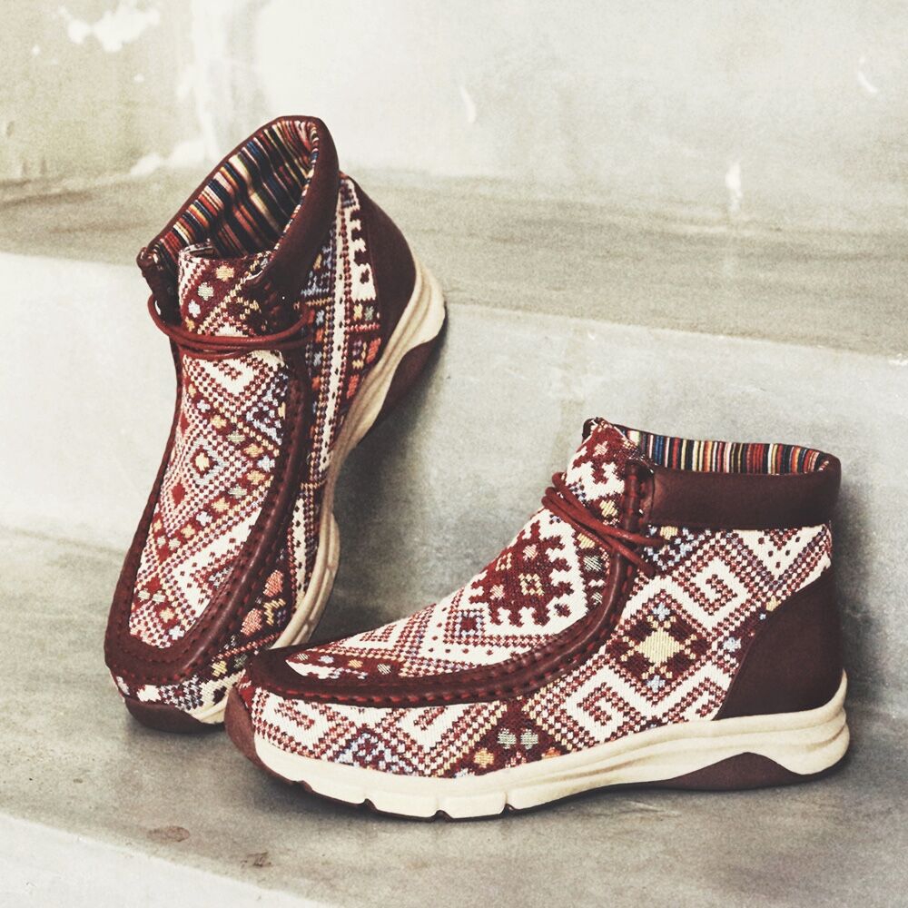 Giày Bốt Cổ Cao Chống Trượt Thêu Họa Tiết Phong Cách Vintage