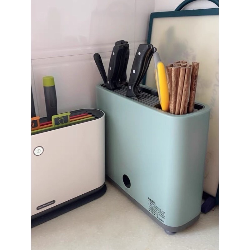 Máy khử khuẩn, tiệt trùng dao, thớt, thìa, đũa bằng tia UV Bear B01Q1 chính hãng