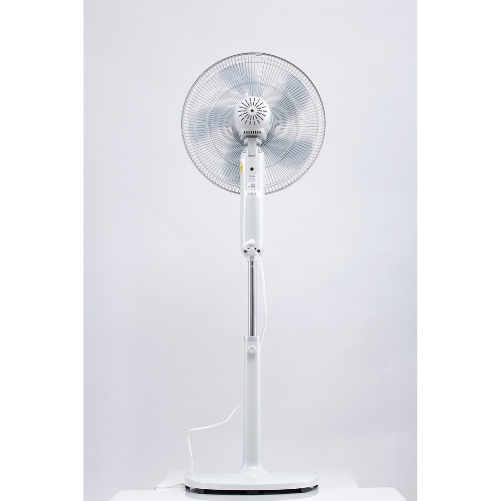 Quạt đứng Toshiba F-LSA10VN 50W- 5 cánh - Hẹn giờ tắt - Góc đảo gió 85 độ - Hàng chính hãng, bảo hành 12 tháng