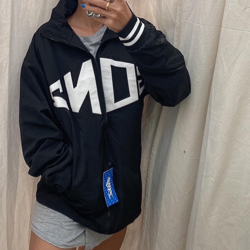 Áo khoác dù form bomber