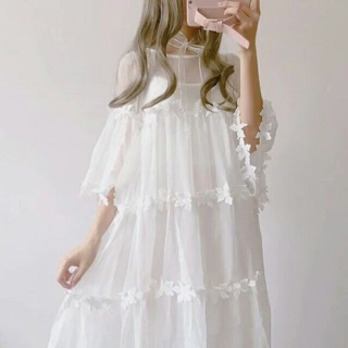 Váy trắng tiểu thư babydoll