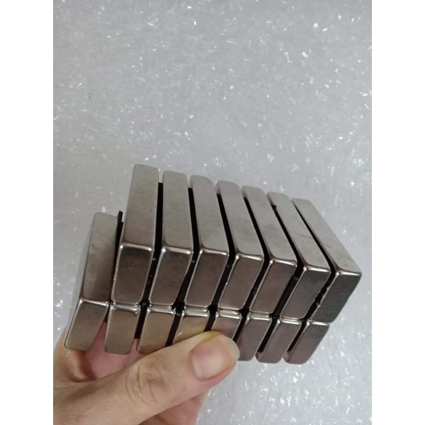 nam châm làm máy phát điện 50*25*10mm siêu mạnh