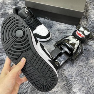 Giày Thể Thao Jordan 1 Low PANDA Đen Trắng Cổ Thấp Trẻ Trung Dễ Phối Đồ - Hàng Chuẩn Full Box Bill