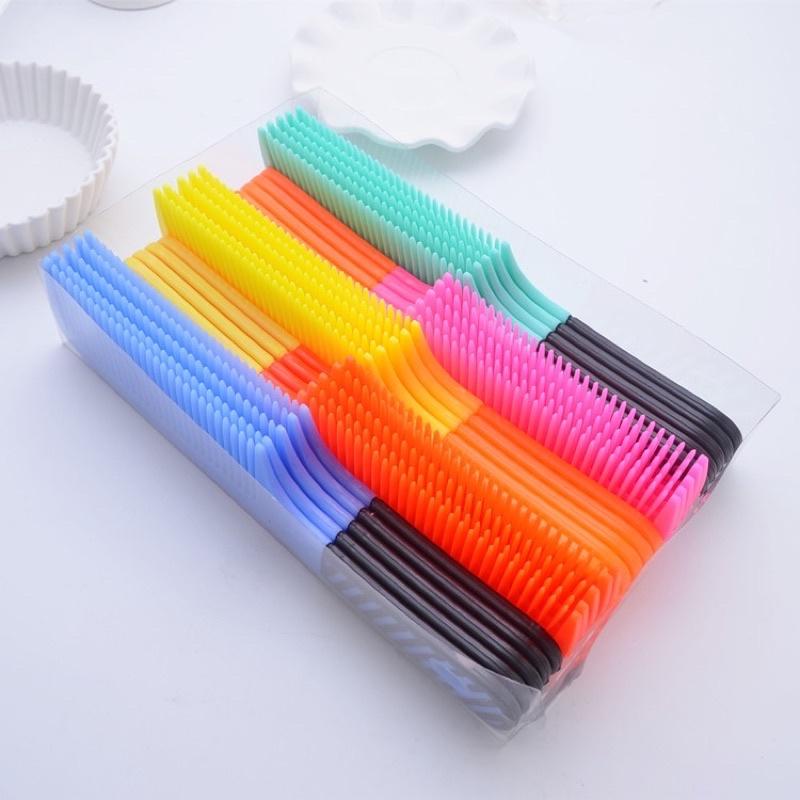 Lược Nhựa Chải Tóc Cầm Tay Cầm Nhiều Màu Siêu Bền (1 Cây)